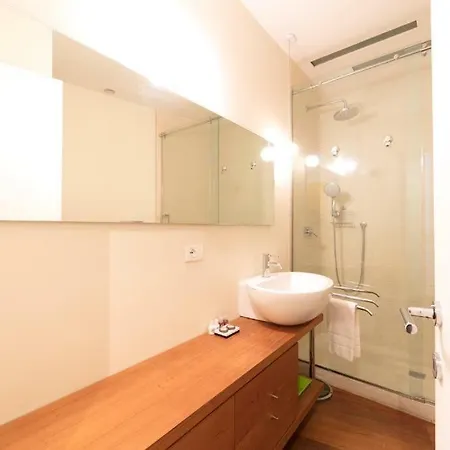 Milhouse Suites Sant'ambrogio شقة ميلان