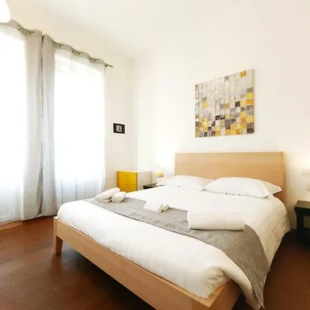 Milhouse Suites Sant'ambrogio דירה